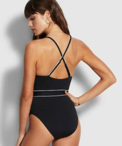 Buy π Seafolly Ladies Active V Neck Maillot Black π 8 Buy π Seafolly Ladies Active V Neck Maillot Black π -Seafolly Sales Shop 11028 058 Black 4
