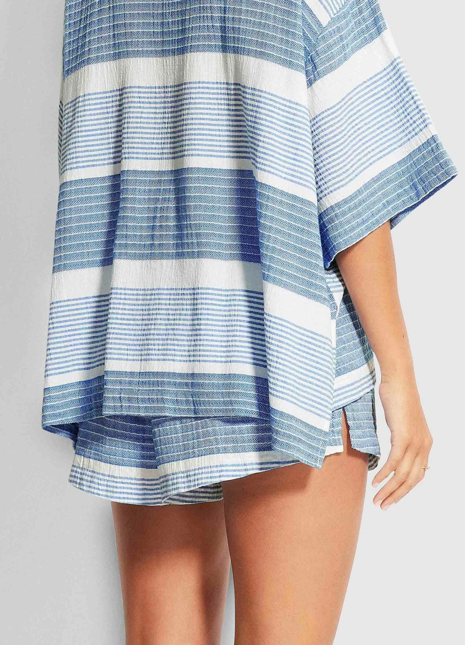 Deals β¨ Seafolly Ladies Jacquard Short Blue π€© 5 Deals β¨ Seafolly Ladies Jacquard Short Blue π€© - Image 5