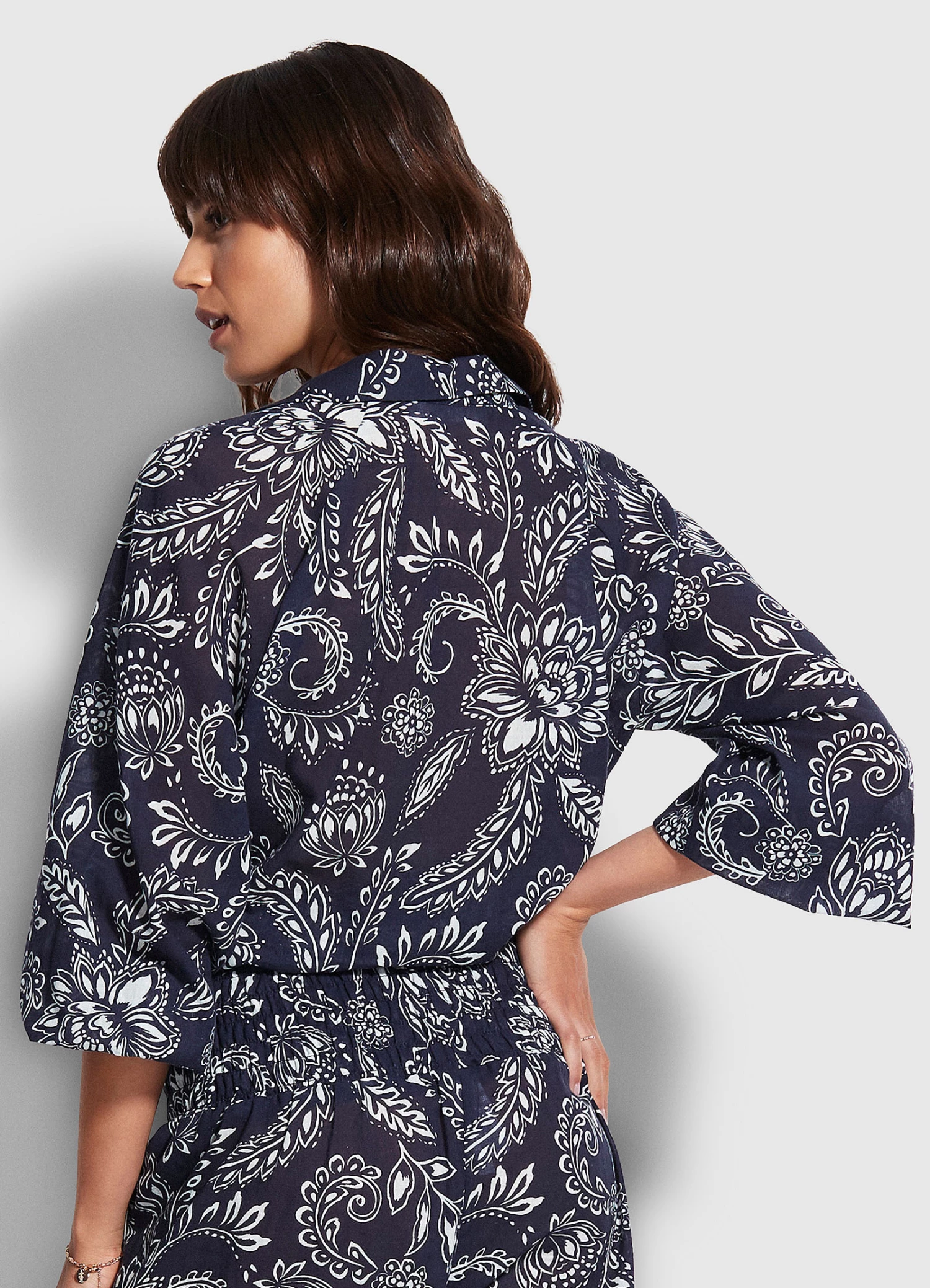 Budget π Seafolly Ladies Folklore Crop Shirt True navy π 4 Budget π Seafolly Ladies Folklore Crop Shirt True navy π - Image 4