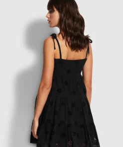 Best Pirce 🎉 Seafolly Ladies Embroidery Tier 👗 Dress Black 🔔 10 Best Pirce 🎉 Seafolly Ladies Embroidery Tier 👗 Dress Black 🔔 -Seafolly Sales Shop 54657 DR Black 4