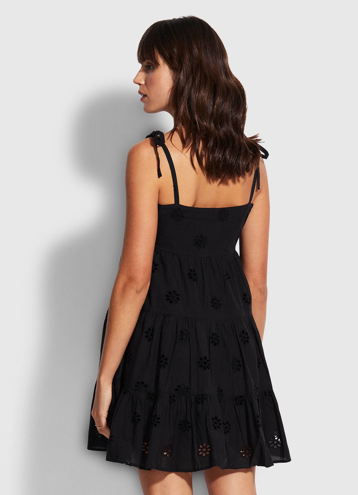 Best Pirce 🎉 Seafolly Ladies Embroidery Tier 👗 Dress Black 🔔 4 Best Pirce 🎉 Seafolly Ladies Embroidery Tier 👗 Dress Black 🔔 - Image 4