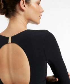 Brand new 😀 Jetset Plunge Surf Suit Black 👏